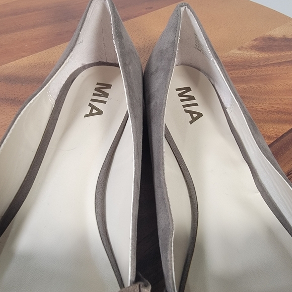Mia Jeanette Faux Suede Pointed Toe Flats Size 8 Casual Comfy - Picture 14 of 16